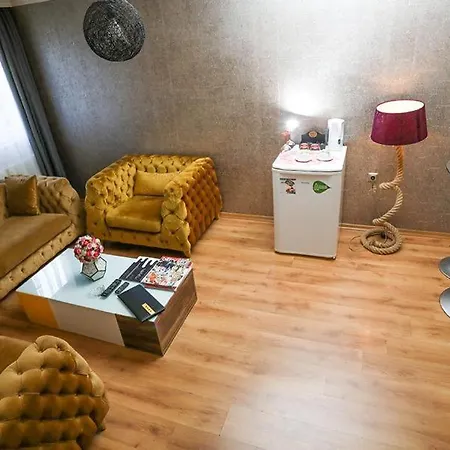 Апарт-отель Chimera Pera Suites